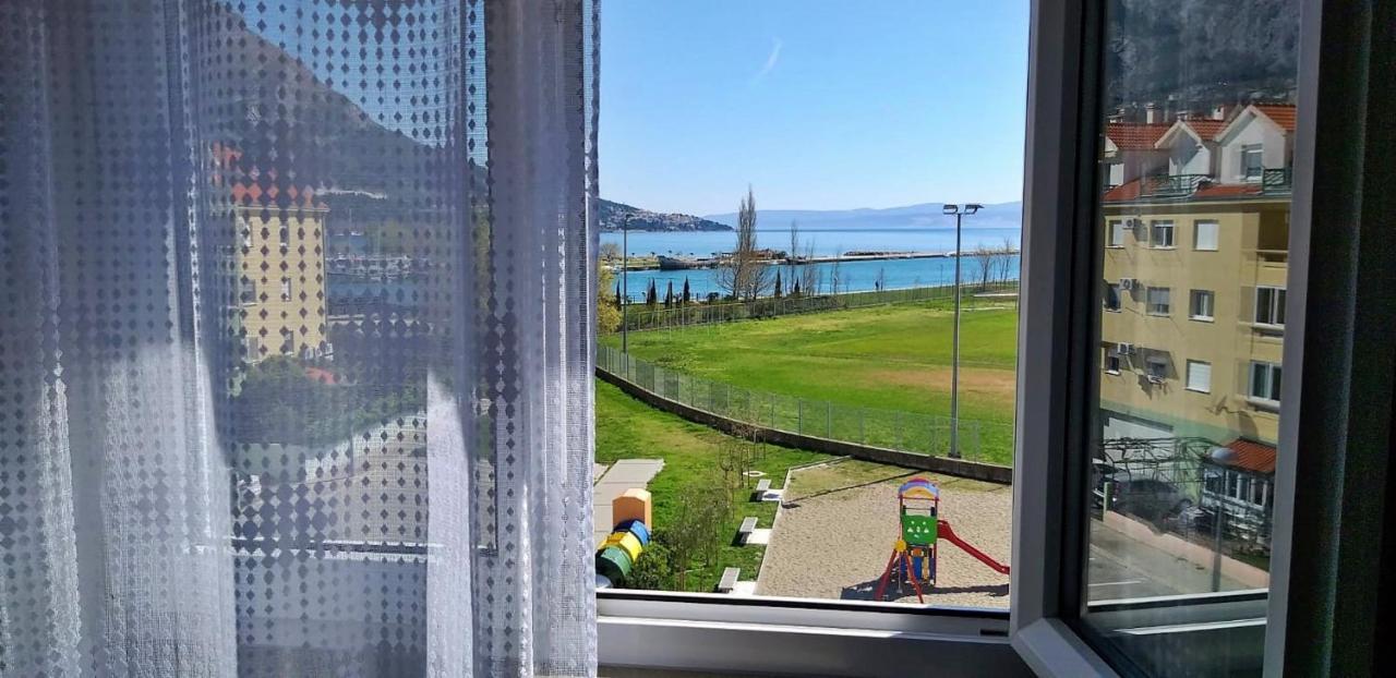 Apartment Ribnjak 10 Omiš Exterior foto